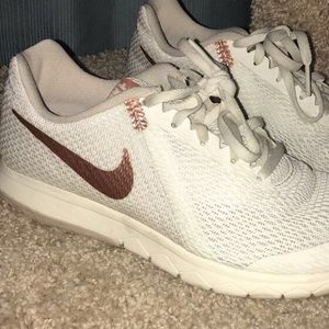 Nike Flex Experience Running Shoes white/rose gold